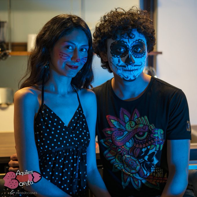 #AquilesBaezta ESCENA ESPECIAL del #DiaDeMuertos!! 💀🎃  Salí a pedir mi #Calaverita y @NancyCarmonaD me<a href="/tag/aquilesbaezta"class="tags">&#35;AquilesBaezta</a><a href="/tag/diademuertos"class="tags">&#35;DiaDeMuertos</a><a href="/tag/halloween"class="tags"><span>&#35;halloween</span></a><a href="/tag/calaverita"class="tags"><span>&#35;calaverita</span></a><a href="/tag/creadoresdecontenido"class="tags"><span>&#35;creadoresdecontenido</span></a><a href="/tag/flacarica"class="tags"><span>&#35;flacarica</span></a>