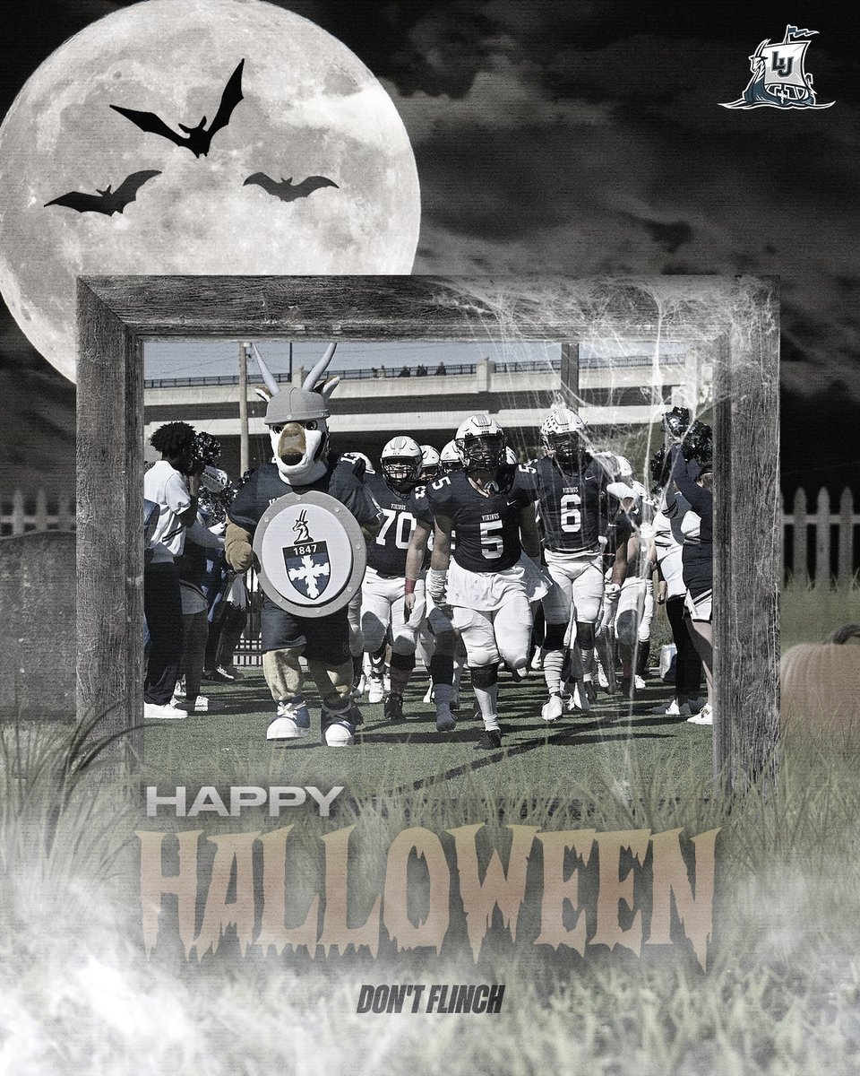 Happy Halloween from the ship! 🔵👻#DontFlinch