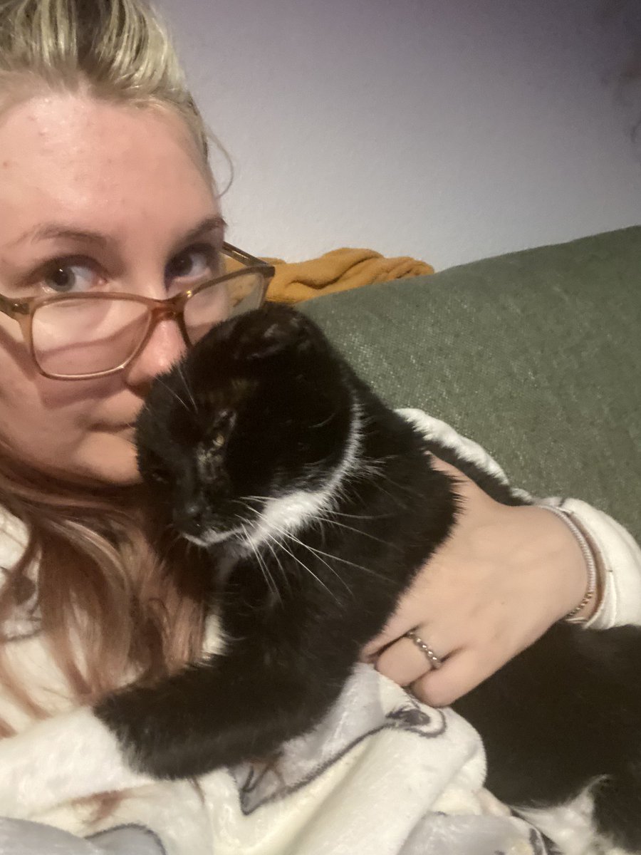 ordiobsession's tweet photo. Had to bring my baby over the rainbow bridge yesterday. I hope you are now free und painless. I love you more live. https://t.co/ERRQXsvaTs