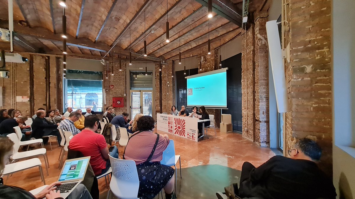 ccoocatalunya's tweet photo. Tanquem la jornada del Seminari @RedesInt "Fer front a l'extrema dreta des del món del treball" amb una conversa entre @CrisFaciaben de @CCOO, @ameliamlobo de @Rosalux_ES_PT i @PachecoJpacheco de CCOO de Catalunya. https://t.co/7E70Baf7EZ