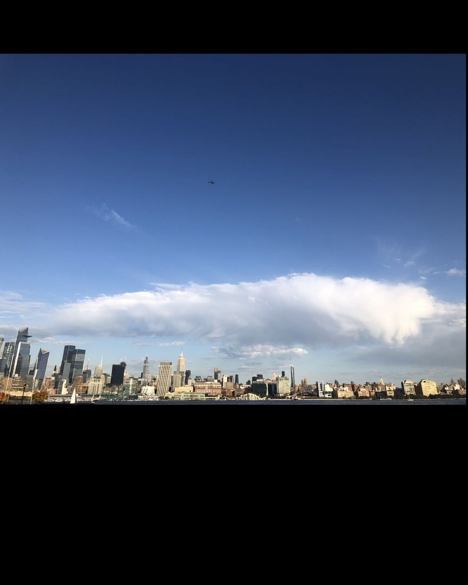 Wecanokstudio's tweet photo. OCTOBER HIGHLIGHT: THIS CLOUD
The light is changing. The leaves are changing. The skies are changing. This cloud, in particular, took my breath away. https://t.co/ljhV7ua3AN