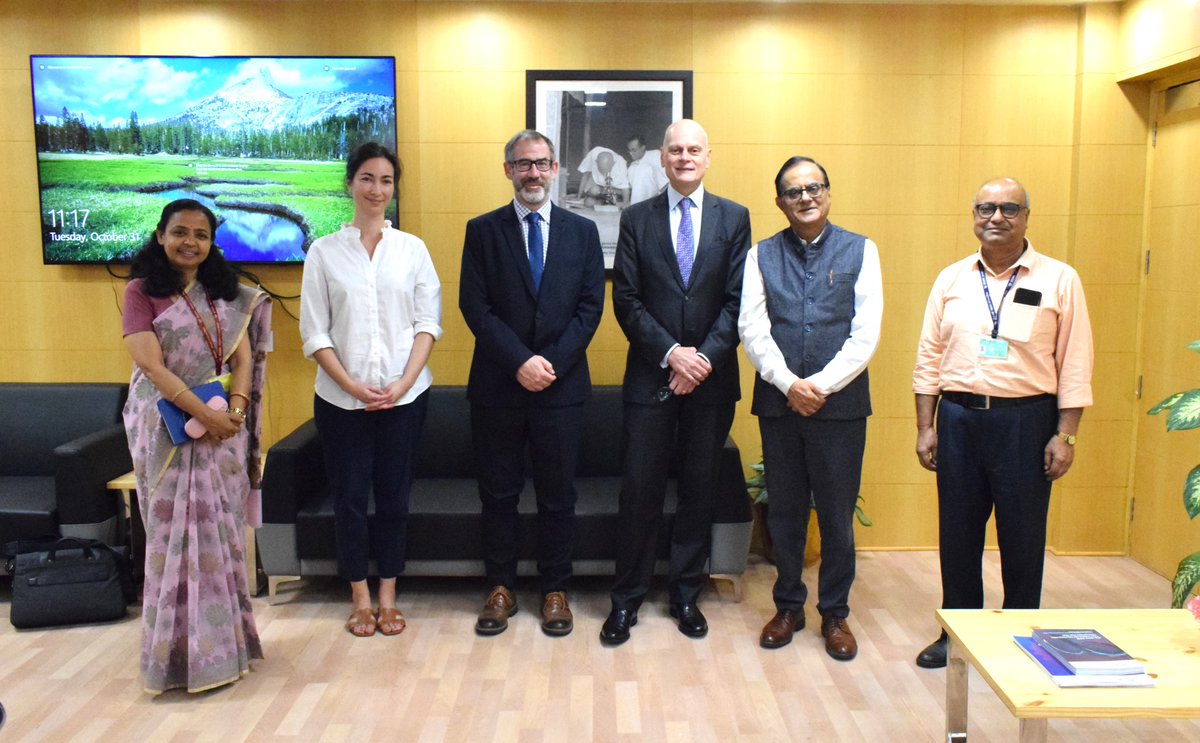 Peter Haynes (@peterdhaynes) on Twitter photo I was delighted to catch up again with <a href="/PrinSciAdvGoI/">Principal Scientific Adviser, Govt. of India</a> Professor Ajay Sood.
It’s an exciting time for science in India and the UK and we took the opportunity to discuss shared interests including quantum technologies. <a href="/imperialcollege/">Imperial College London</a> <a href="/QuantumImperial/">Imperial QuEST</a> <a href="/Imp_Prov/">Ian Walmsley</a> <a href="/mat4quantum/">Materials for Quantum Network</a> I was delighted to catch up again with <a href="/PrinSciAdvGoI/">Principal Scientific Adviser, Govt. of India</a> Professor Ajay Sood.
It’s an exciting time for science in India and the UK and we took the opportunity to discuss shared interests including quantum technologies. <a href="/imperialcollege/">Imperial College London</a> <a href="/QuantumImperial/">Imperial QuEST</a> <a href="/Imp_Prov/">Ian Walmsley</a> <a href="/mat4quantum/">Materials for Quantum Network</a>