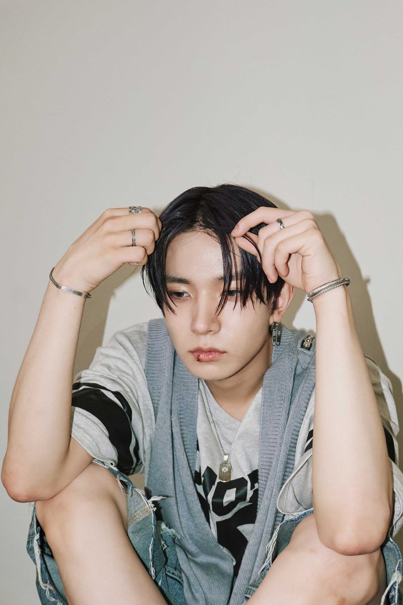 HEESEUGNI's tweet photo. Hiiiii https://t.co/VFpTPR2w46