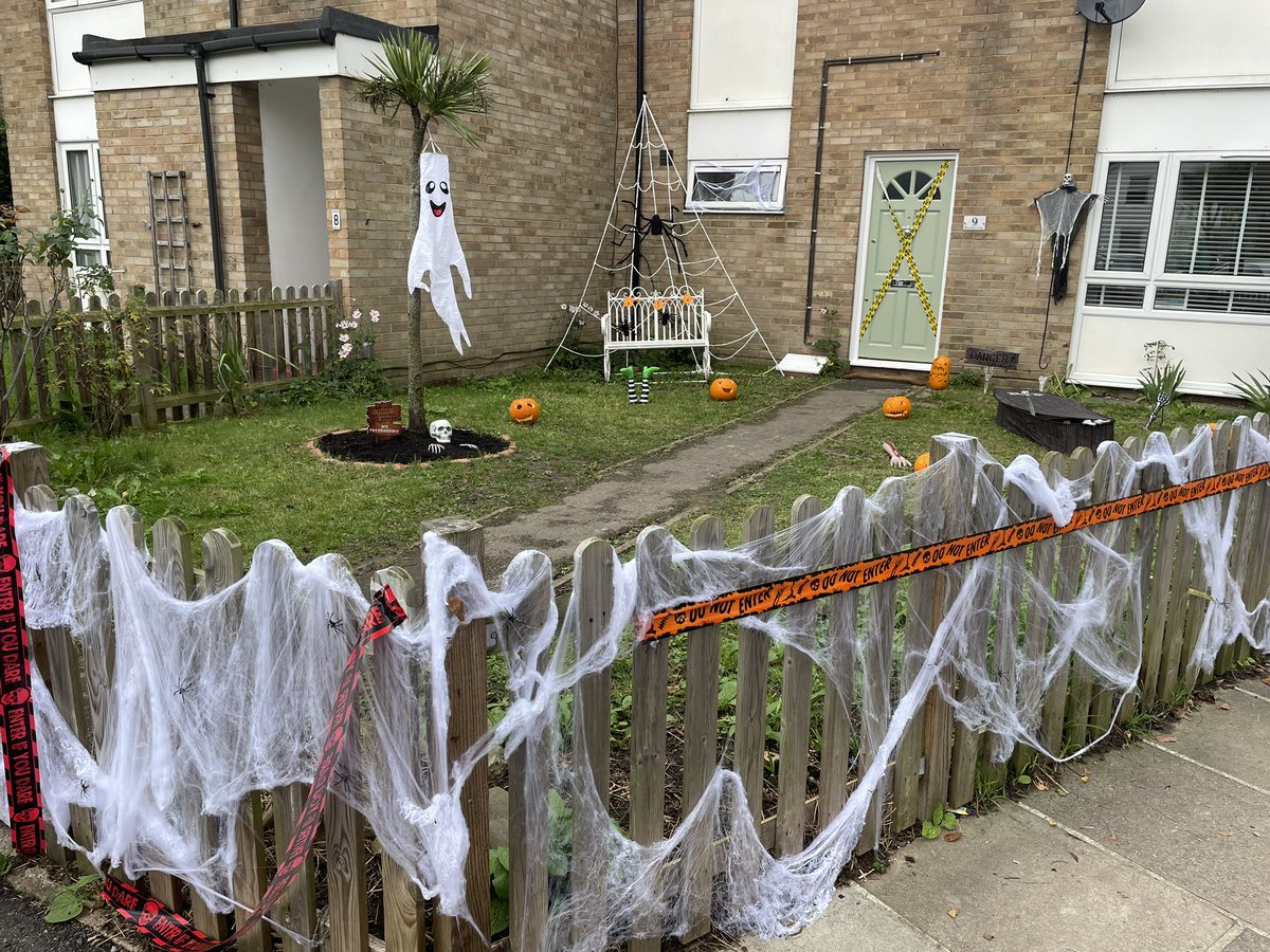 It must be my age, but when I see Halloween decorations, I just think: Plastic waste & micro-plastic pollution.