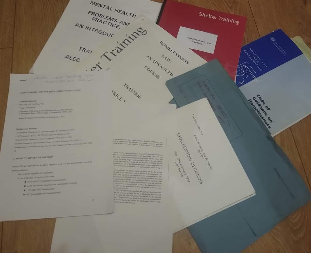 An old FB post popped up today that made me chuckle......

Doing my best to get rid of ancient paperwork - but I have such a lot 🙄 This batch is gone, including the charmingly named folder 'TB and scabies' . What a glamorous career I've chosen 😄