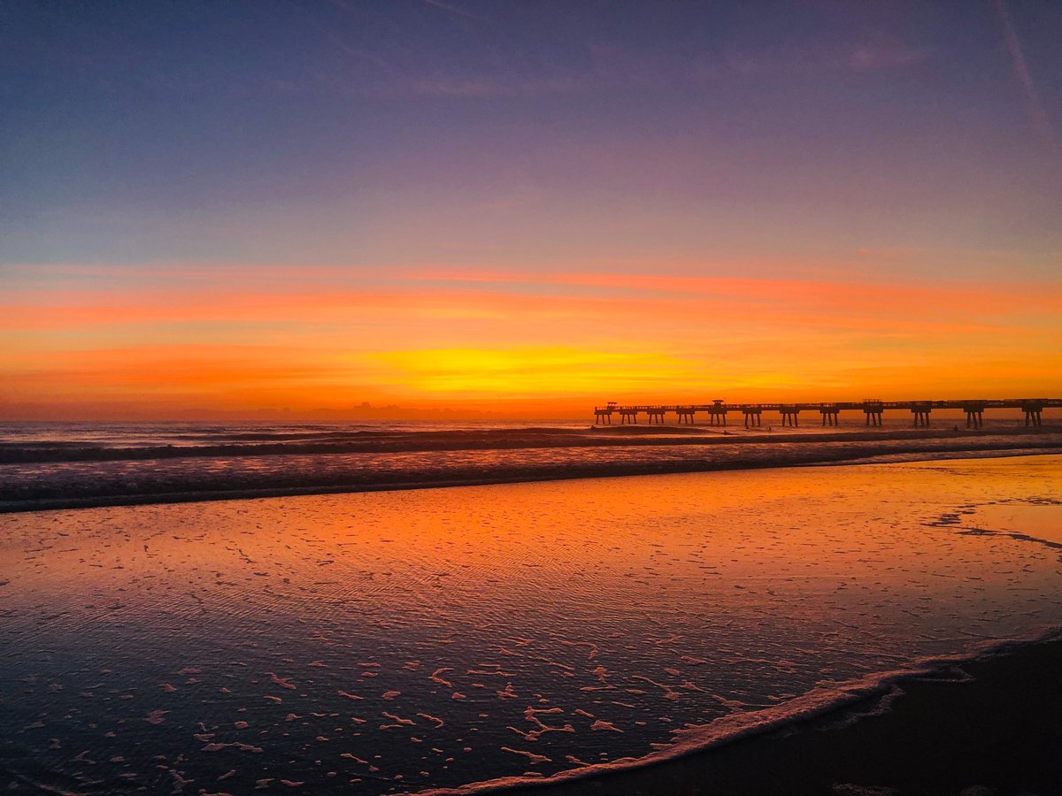 Sunrise in Jacksonville Beach, Florida

📷: Jorge Vergara Molero

#AmeliaIsland #jacksonvillebeach #jacksonville #familyfun #floridavacation #golfing #familyvacations #familyvacationideas #familyvacation2024 #beaches #beachlife #beachlifestyle #florida1a #A1A