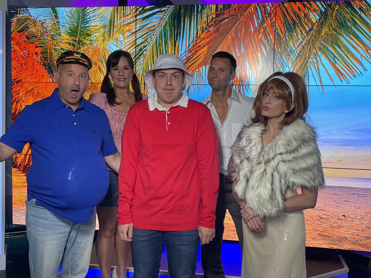 LEE GOLDBERG tweet media