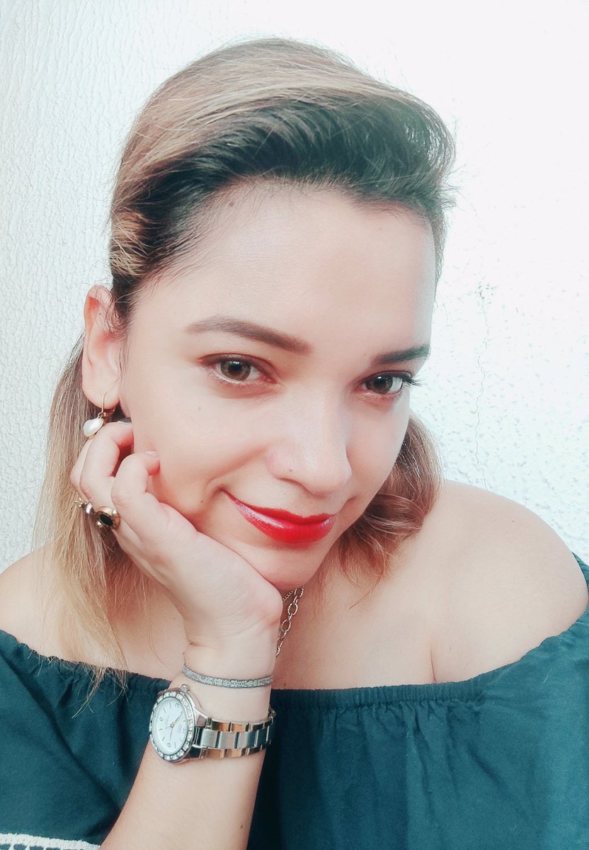 JackyRuizOax's tweet image. ¡Bueeeenoooos díaaaaassss! 😍
¡Ten un día como tú... 👀 Bien chulo!
🥰✨