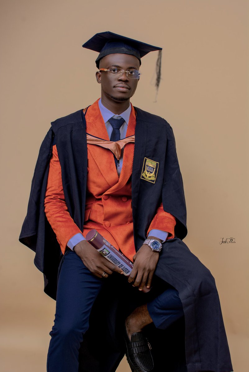 OduleEnoch's tweet image. 🎓 Just graduated with a Bachelor’s degree in Computer Science from the University of Ilorin! 🚀 Excited for new opportunities in tech. I’m currently on the hunt for Webflow developer roles. Let’s connect for potential opportunities! #WebflowDeveloper #unilorin #JobSearch 🌐💼👨‍🎓