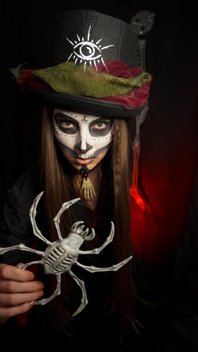 5000 V-BUCKS Halloween GIVEAWAY
All details on how to join on Instagram: Hexsona
Or Twitch: Hexsona 14:00 UK time 
Sponsored by <a href="/DDT2005/">DDT2005 [TeamGodvek]</a>
#Fortnite #Fortnitemares