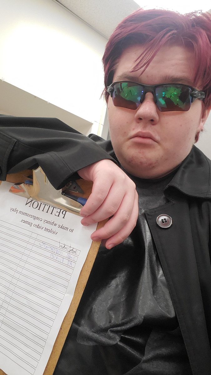 Happy Halloween, i decided to be postal dude from #Postal