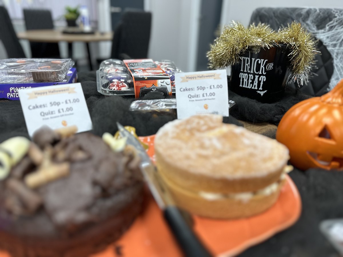 StrandTechLtd's tweet photo. Happy Halloween! 🎃
We're celebrating this spooky day with a charity cake day! Raising money for Birmingham Children's Hospital. A delightful spread of delicious treats awaits our team!

✉️ info@strandtech.co.uk
📞 01922 332334

#halloween #spookyseason #charityevent #charityday https://t.co/woGjiWzbVc