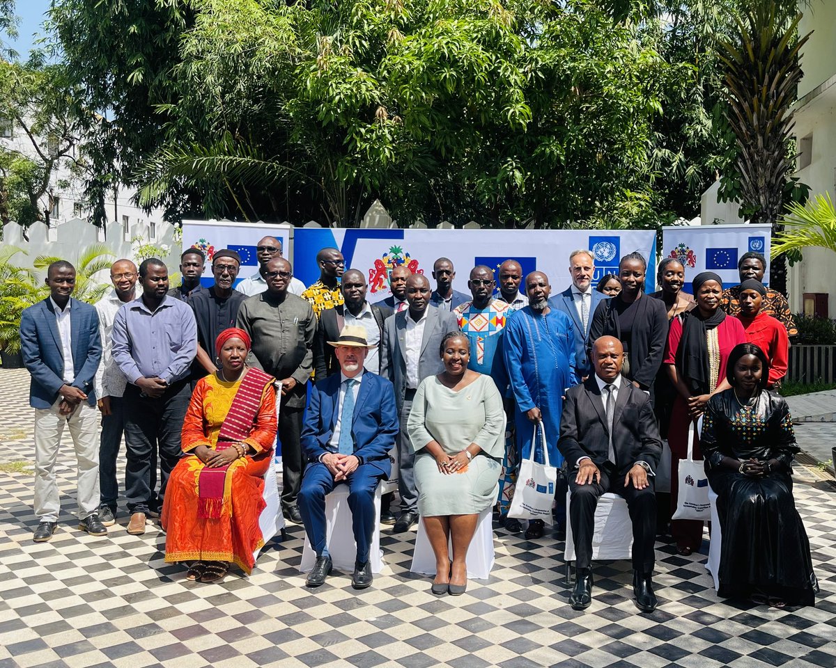 UNDP_TheGambia's tweet photo. 📣 Presentation of The Gambia's Responsive &amp; Accountable Transition initiative by Gov’t of The 🇬🇲 in collaboration with @EU &amp; @UNDP. This initiative with a budget of €9️⃣mil funded by @EUinTheGambia, aims to strengthen #Gambia's democratic transition &amp; safeguard #HumanRights https://t.co/M0ZmjCLfxY