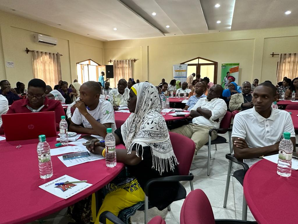 Today <a href="/HakiYetuOrg/">Haki Yetu</a> and Kilifi CSOs hosted Governor <a href="/GideonMungaroM/">Gideon M. Mung'aro, OGW</a> and DG <a href="/HonMbetsa/">Flora Mbetsa Chibule</a> for an opportunity to share on citizens concerns in <a href="/KilifiCountyGov/">Kilifi County Government #003</a>