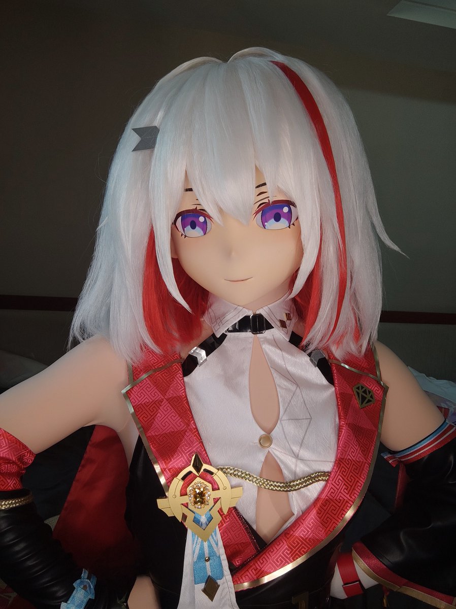 bondageHYY's tweet photo. 开拓者~上次你找我申请的列车房间装修经费该还给我了吧~
什么？邀请我来房间参观？那好吧~咱顺便来床上休息一会好了，等会记得要把这笔账结清哦！

头壳制作感谢 @HyKigurumi
#kigurumi https://t.co/ikQ7l3PiKV