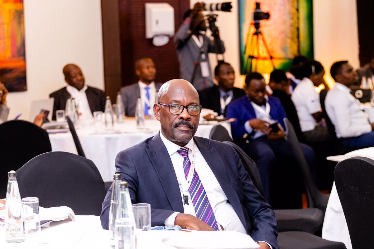 Kobs_Fifi's tweet image. As Uganda Association for Artisanal and Small Scale Miners,we have partnered with UCU and other institutions to research and come up with a solution.
~ John Bosco Bukya, chairman (UGAASM)
#MWC2023