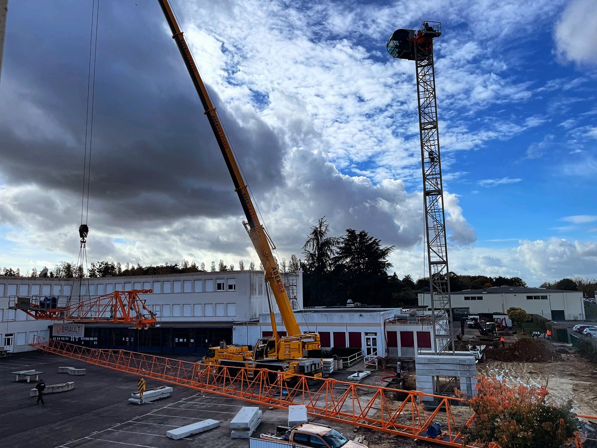 Quand ils cherchent à t’occuper pendant les vacances. #ViveLesTravaux