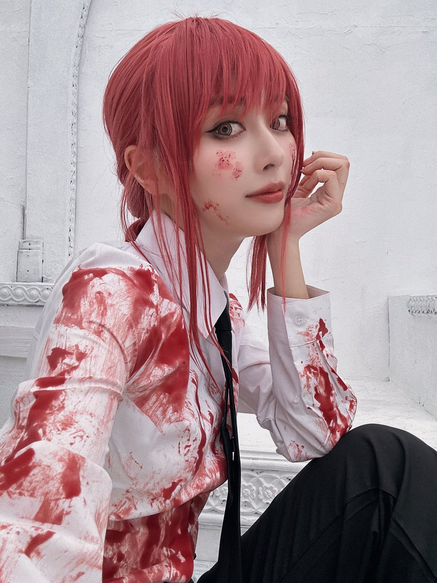 Happy Halloween
YouTubeの企画で大好きなマキマさんに🙏🩷
