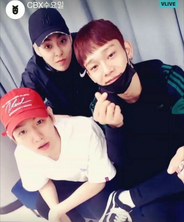 ilovenormal's tweet photo. #7YearsWithEXO_CBX #HappyCBXday #exocbx #첸백시 #EXO #XIUMIN #BAEKHYUN #CHEN
@B_hundred_Hyun
@weareoneEXO https://t.co/VcHpoJtIOg
