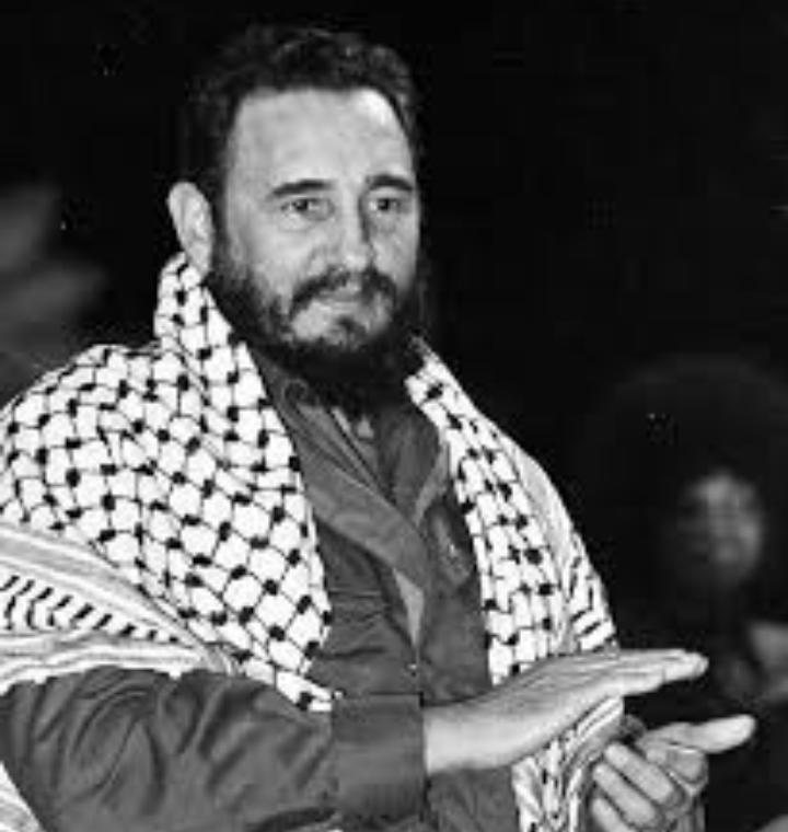 FernandezMaryde's tweet photo. #FidelPorSiempre 🇨🇺 La base de la paz justa en la región comienza por la retirada total de Israel de todos los territorios árabes ocupados, la devolución de todos sus territorios y la recuperación de sus derechos nacionales inalienables.
#FreePalestine https://t.co/FMcpaBrtHO