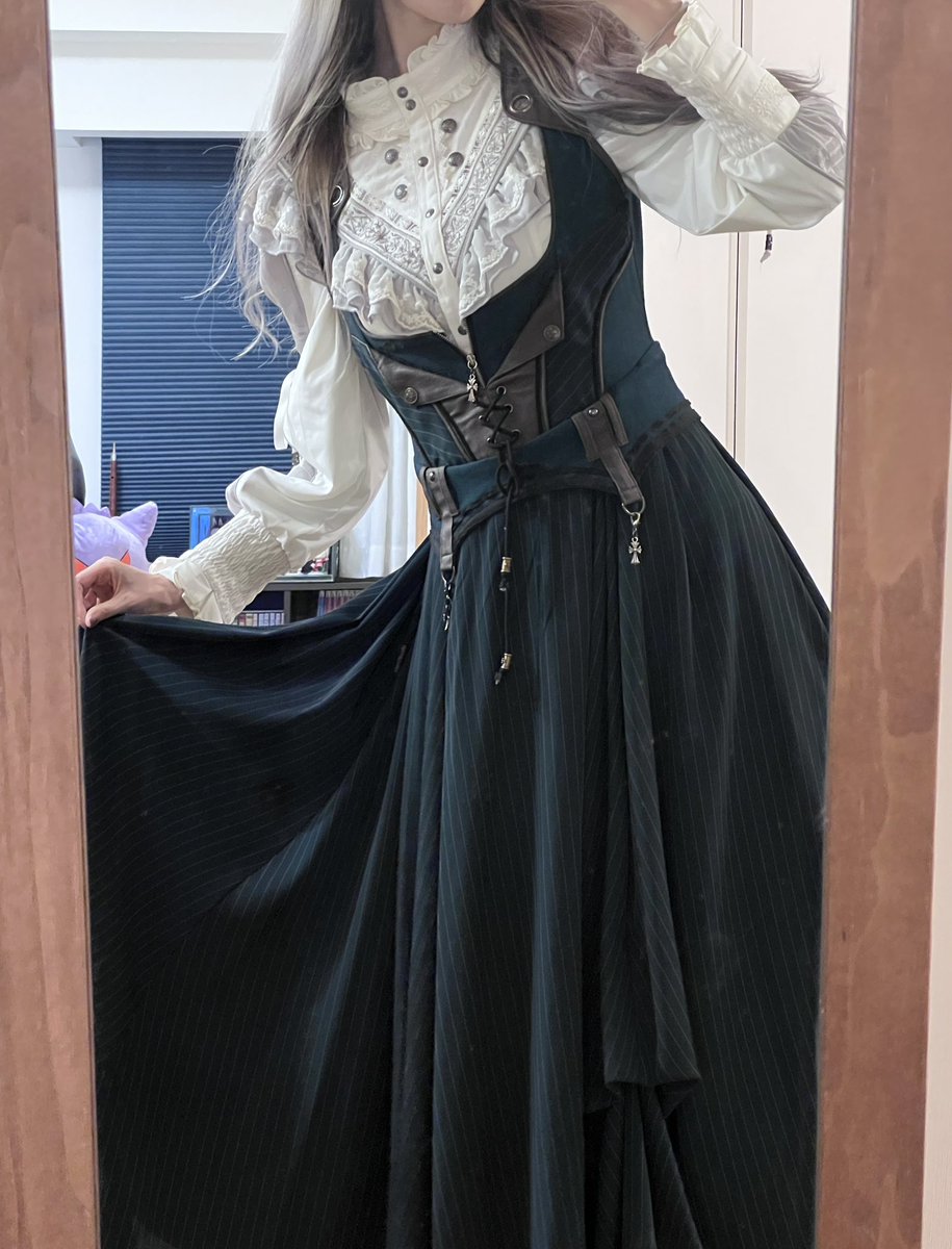 Patchou_egg's tweet photo. 今の👗
この新作のカットインナー好き💚

#ozzon https://t.co/SS8RSeNkS1