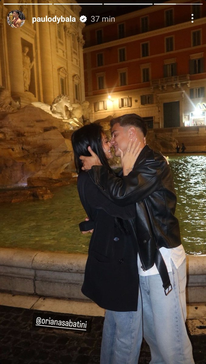 AAAA LE PIDIO MATRIMONIO EN LA FONTANA DI TREVI revivió el amor revivieron los buenos valores, la vara está altísima