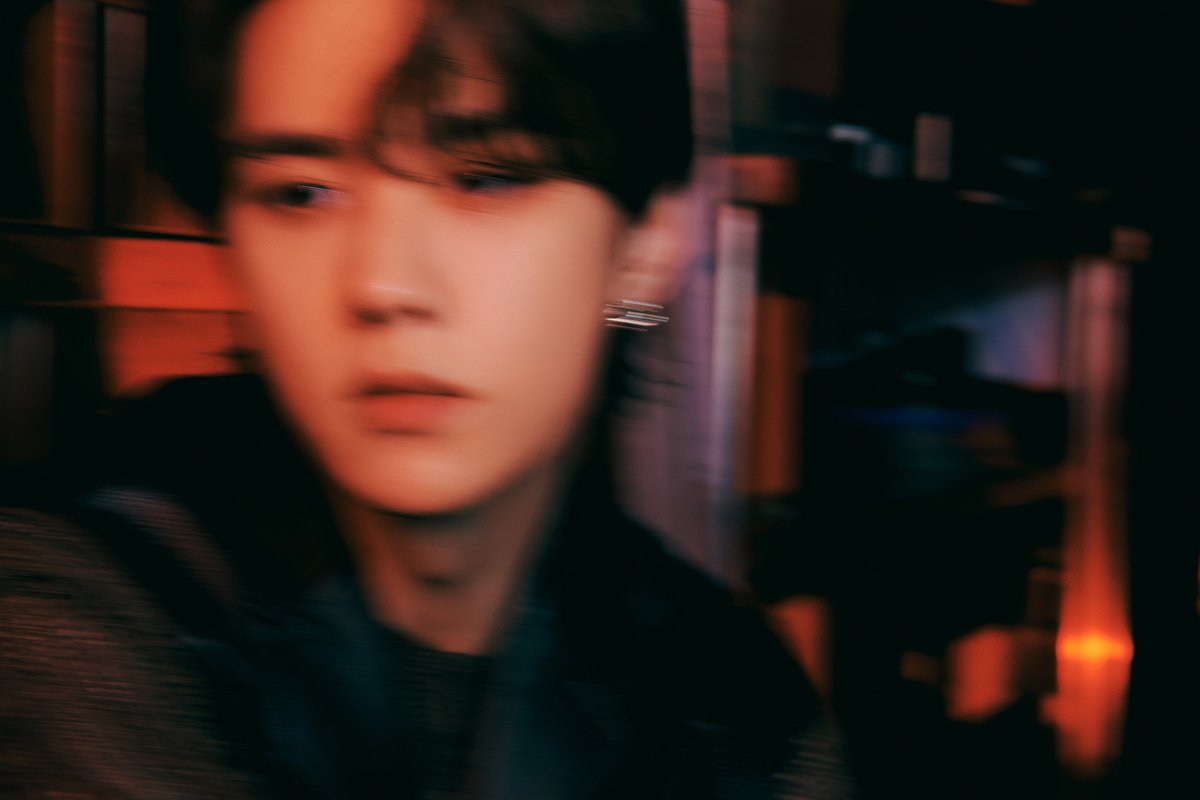 WayV_official's tweet photo. WayV 威神V 'On My Youth (遗憾效应)' MV Teaser Image 2 #KUN

【On My Youth - The 2nd Album】
Digital Album ➫ 2023.11.01 (CST/KST)
Physical Album ➫ 2023.11.08 (CST/KST)

#WayV #威神V 
#OnMyYouth #遗憾效应
#WayV_OnMyYouth 
#WayV_OnMyYouth_遗憾效应

💿Pre-order
https://t.co/2UH887wOoI