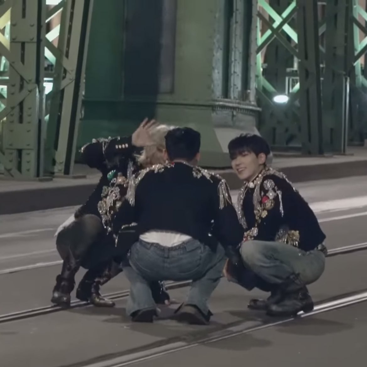 tinkswonu's tweet photo. wonwoo, mingyu &amp; minghao running in circle!!! they are so cute https://t.co/wj37HoVX0r