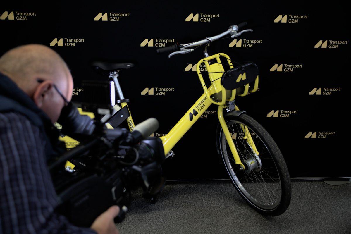 metropoliagzm's tweet image. #METROROWER zaprezentowany ❗️😍
Tak wyglądają pojazdy, które utworzą największą wypożyczalnię rowerów miejskich w Polsce i jedną z największych w Europie! 👊

🔗tiny.pl/cljlx