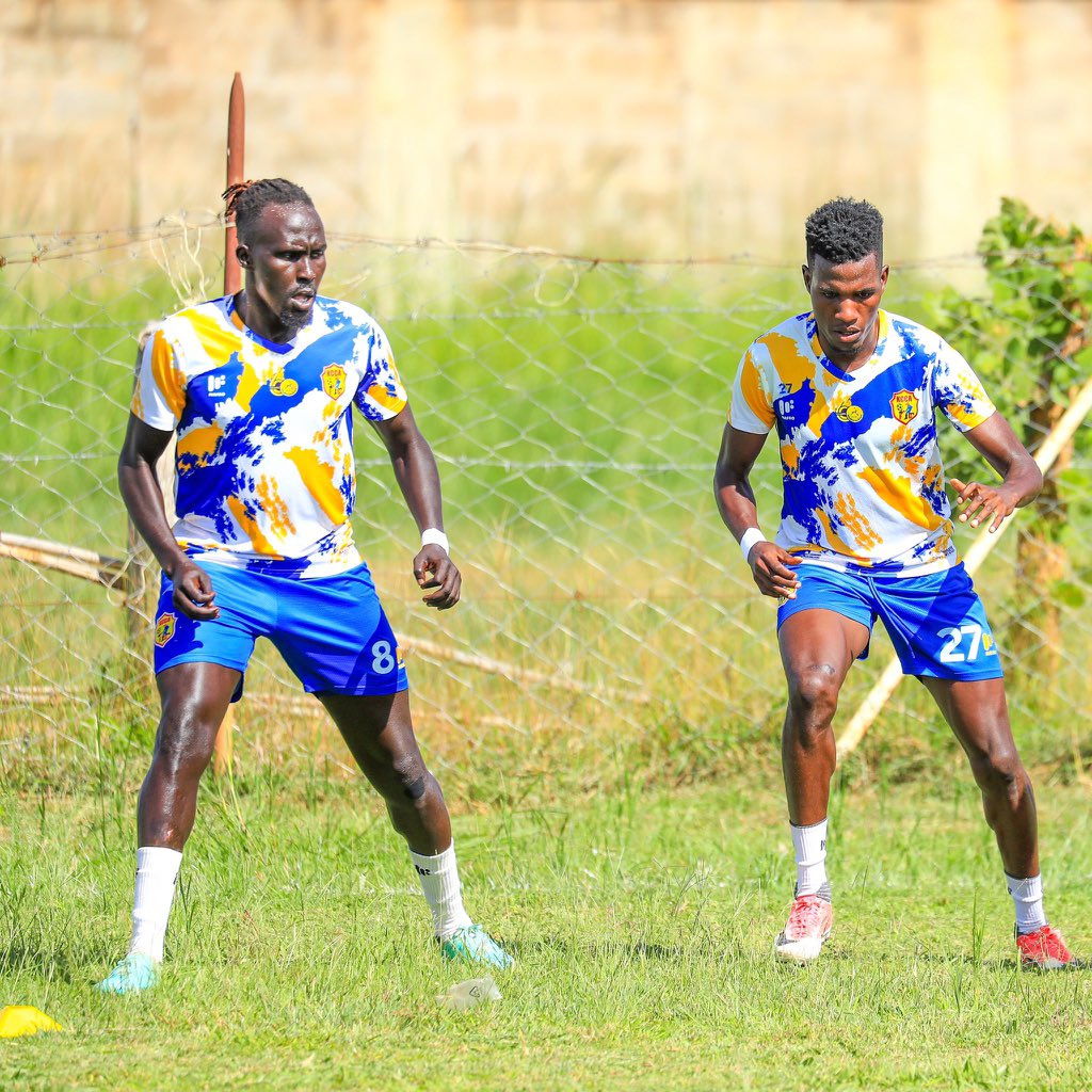 PulseSportsUGA's tweet photo. All three 4 p.m. UPL games are underway in Adjumani, Jinja, and Mabarara
ARUA HILL 0-0 KCCA
BUL 0-0 URA
MBARARA 0-0 BRIGHT STARS
#PulseSportsUGA #StarTimesUPL #AHSCKCCA #BULURA #MBASBS ๐ธ: @KCCAFC https://t.co/56sZt052P7