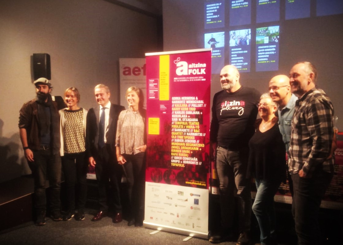 🎶Esta mañana hemos presentado la programación completa del XI Festival Solidario Aitzina Folk 2023, con más de 20 conciertos y talleres, y con la presentación de seis nuevos discos aitzinafolk.org/presentacion-x…

😍 Mila esker!
💕A beneficio de <a href="/AEF_AT/">AEFAT</a> 
#vitoriagasteiz #folk