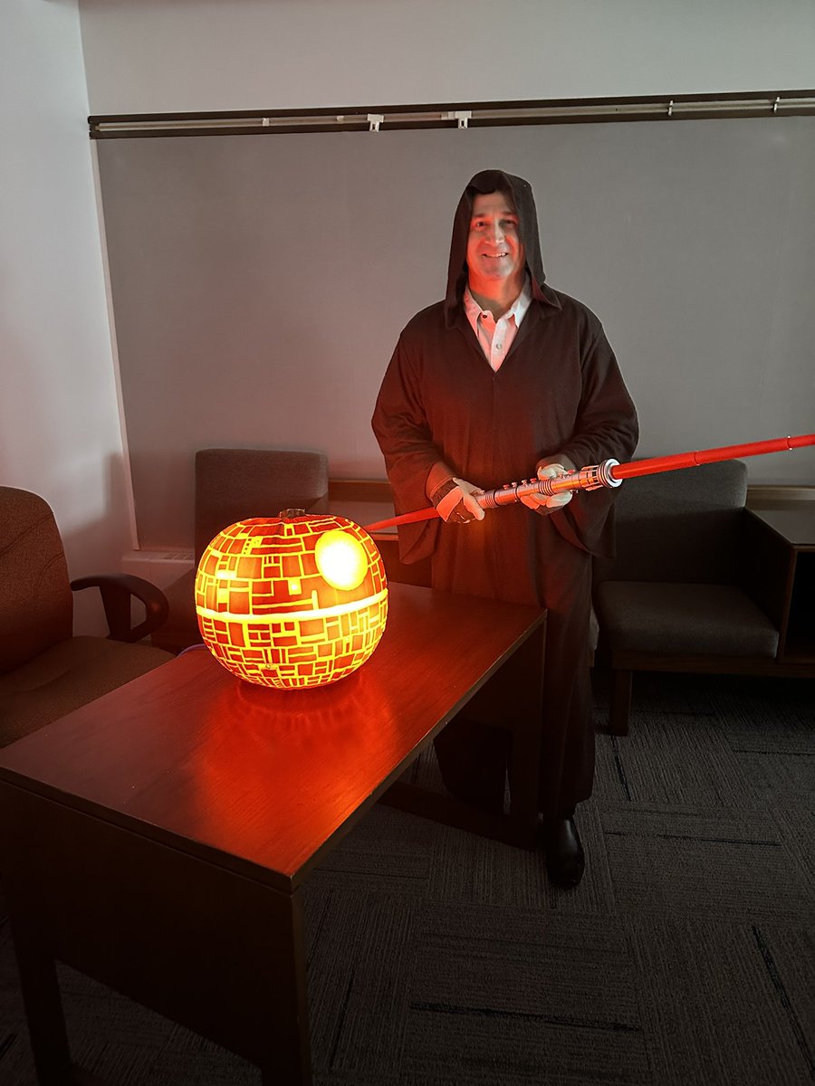 🎃The force is strong @OCDSB! Happy Halloween to all students, staff and school communities taking part today!🎃