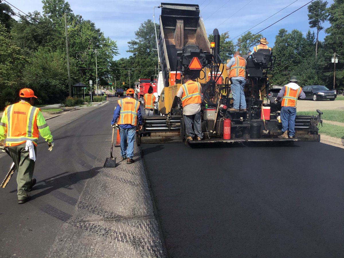 RaleighTranspo's tweet photo. Nice job, Team #RDOT! The City's 2023 Annual Street Resurfacing program has come to a close. This year the team completed:  

✅55 street segments
✅24 lane miles 
✅upgraded 255 curb ramps to current standards 
✅placed over 31,100 tons of asphalt https://t.co/5VFU602NtA