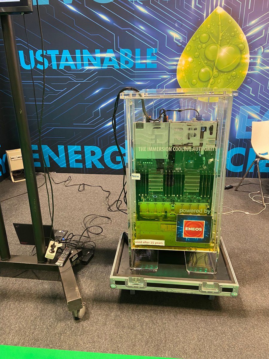 Hoy hemos visitado @madridtechshow en <a href="/IFEMA/">IFEMA MADRID</a> 📲 para conocer las últimas tendencias en sectores como la Inteligencia Artificial, Ciberseguridad o Big Data 

Es en estos eventos donde nos actualizamos para brindar a nuestros alumnos una visión realista de su futuro laboral.

#MSMK