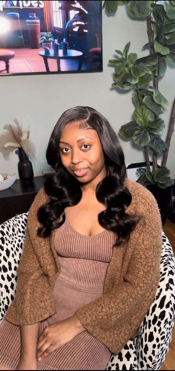 YAHS_'s tweet image. Follow Follow Follow 🎉🎉🎉🎉
#HDClosureWig #HDFrontalWig #GluelessWig 

IG:

thehautetopiccollection

thehautetopiccollection

thehautetopiccollection