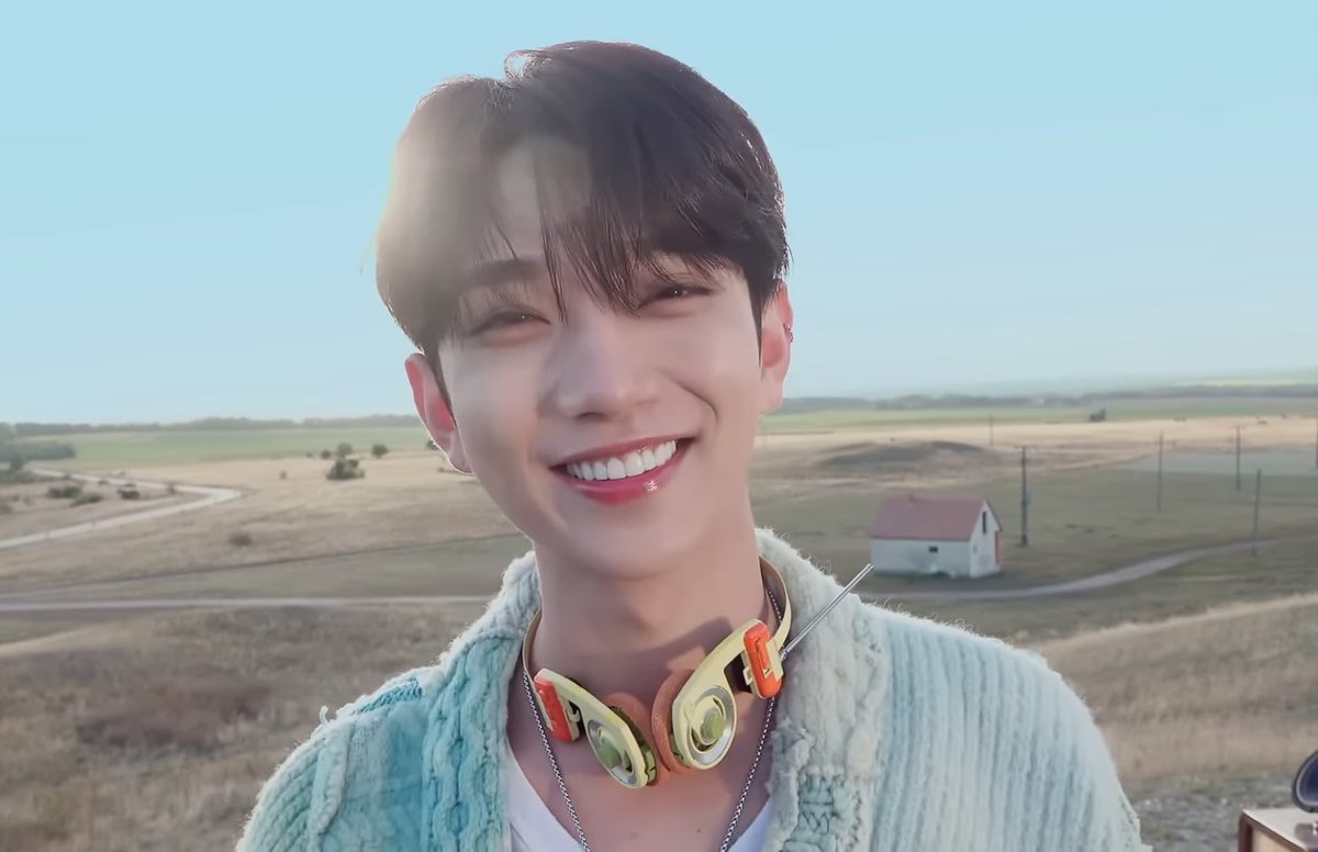 hjszones's tweet photo. i love the view 🩵 #조슈아 https://t.co/hweuB0Ylyo