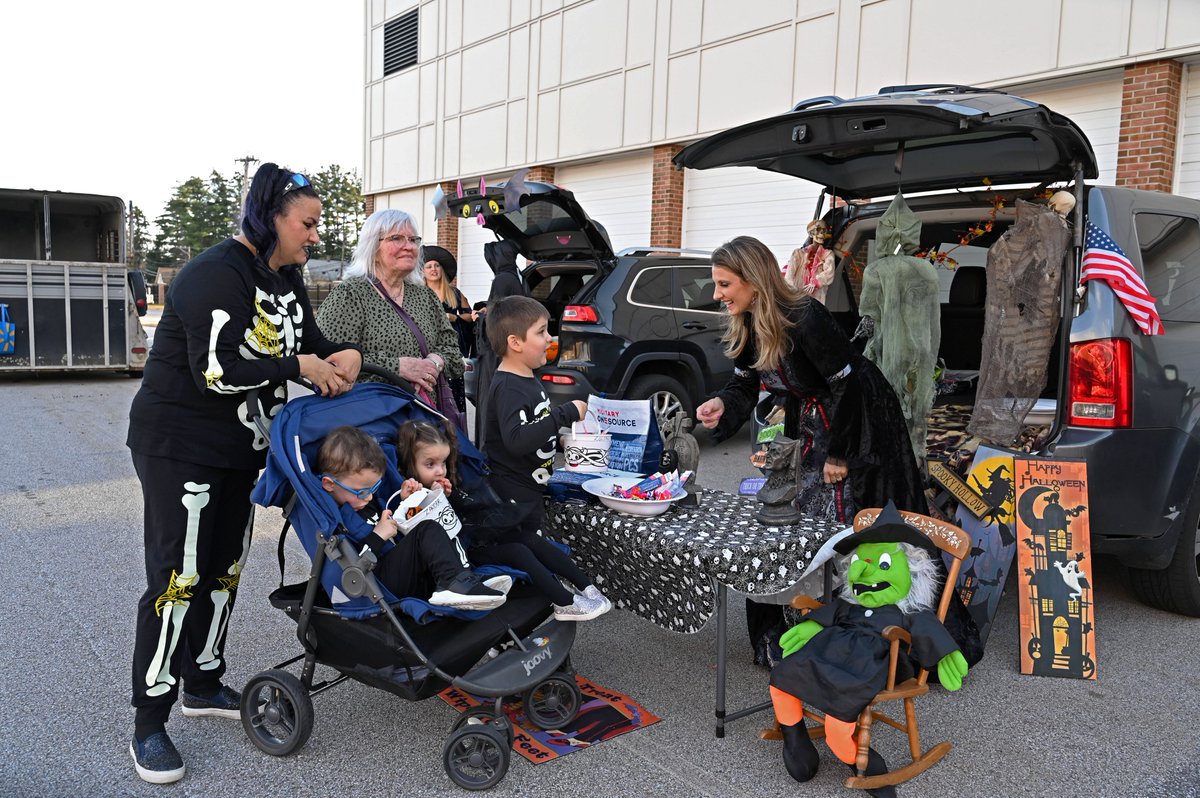 Spooktacular Clad in costumes,@NHNationalGuard families invade a Trunk or Treat at the state military reservation in Concord on Oct. 28. The Halloween fest featured interactive displays and loads of candy.