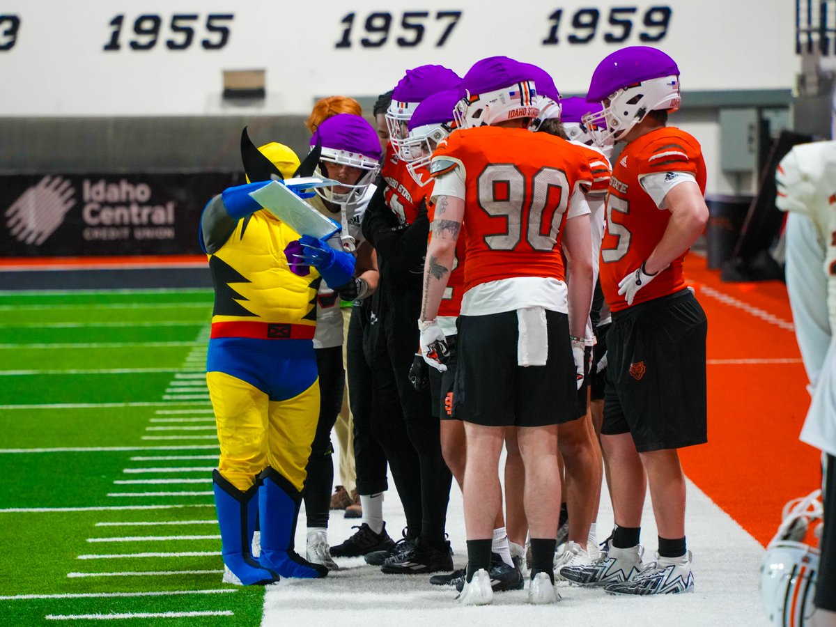 🎃 Football is a serious sport 🎃