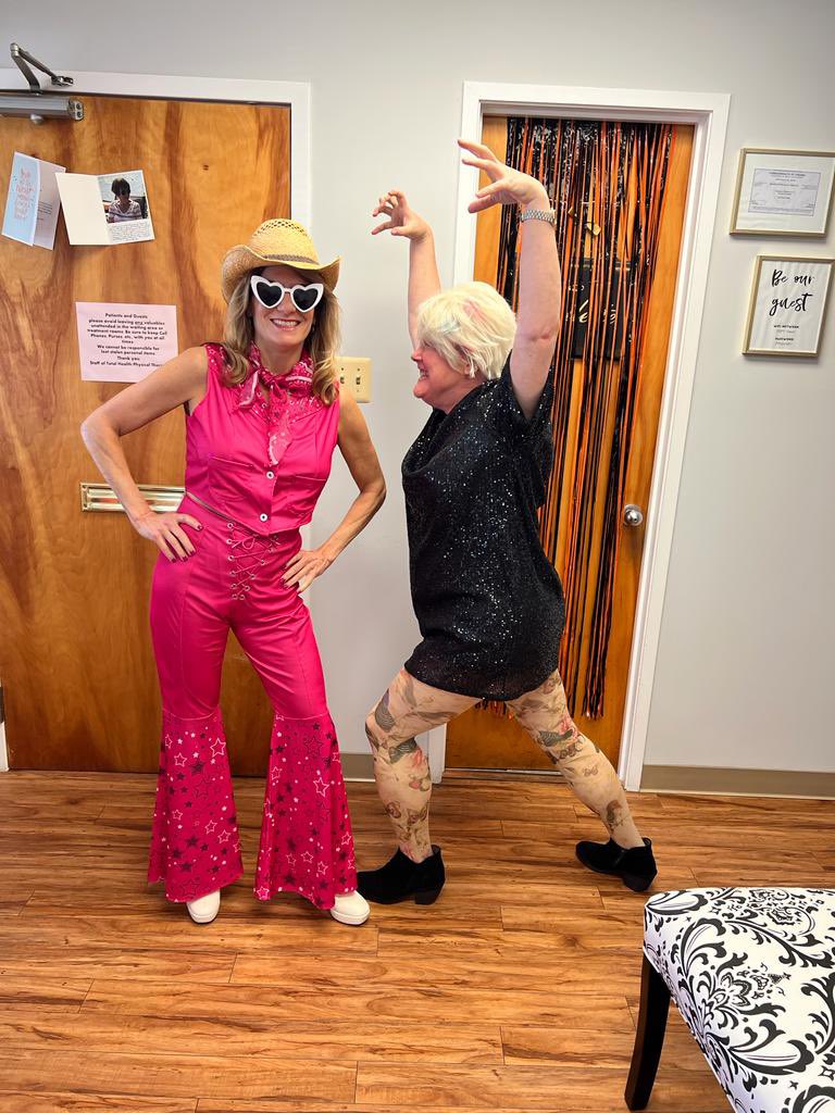 klein_ipt's tweet photo. Wishing everyone a spook-tacular Halloween from Klein Integrative Physical Therapy! May your day be full of treats and awesome costumes. 🦴🧡 #HappyHalloween #StayPainFree #TrickOrTreatYourself #manualtherapy #chronicillness #painrelief https://t.co/9z1zbokdNB