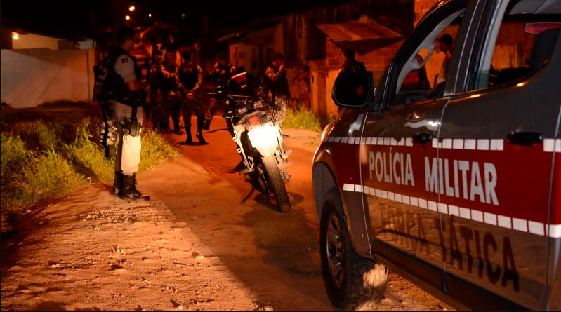 Paraibacombr's tweet photo. Em João Pessoa: Adolescente de 14 anos e homem ficam feridos após troca de tiros com a Polícia

https://t.co/NO9ij8nCQI https://t.co/rHQC0kedip