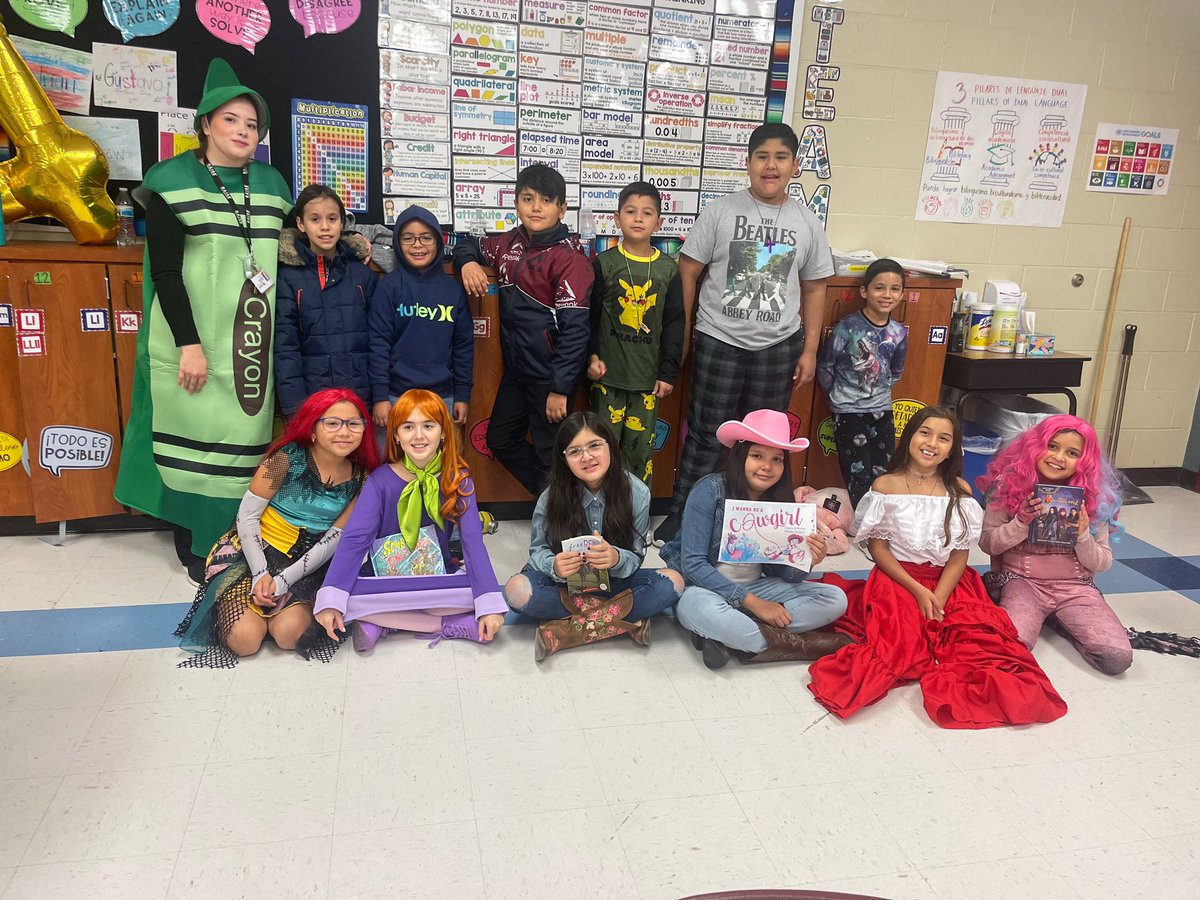 maestra_deanda's tweet image. Character parade: The Day the Crayons Quit #4thgradeteam 🖍️