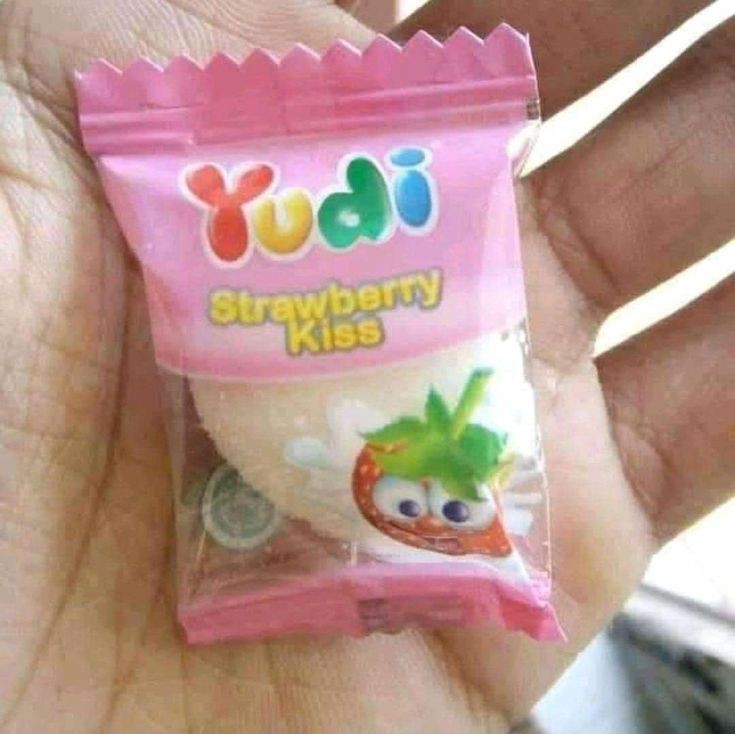 hai kak Victor, kita udah mutualan! salam kenal ya. ini Yudi sebiji buat kamu ✨