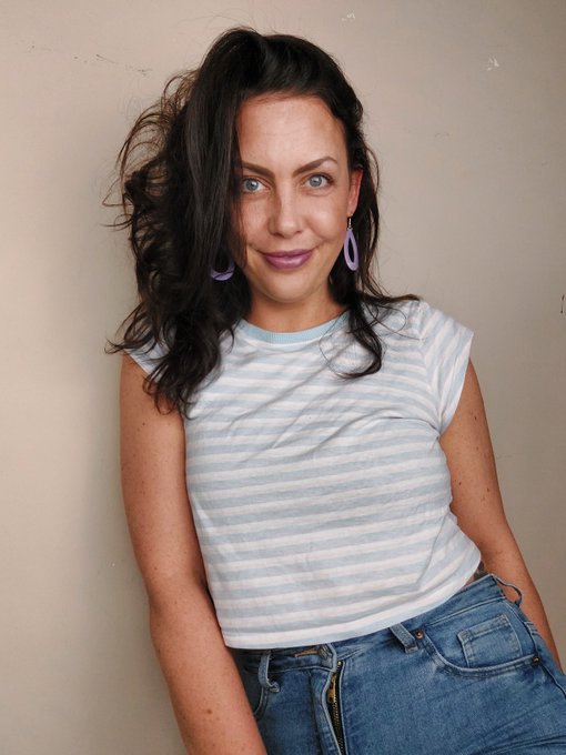Huhuu zusammen😍w&uuml;nsche Euch allen einen entspannten Feiertag😍bin jetzt online😇ihr auch😍?  @MDHRelationship  #camgirl<a href="/tag/models"class="tags"><span>#models</span></a><a href="/tag/smile"class="tags"><span>#smile</span></a><a href="/tag/jeans"class="tags"><span>#jeans</span></a><a href="/tag/cute"class="tags"><span>#cute</span></a><a href="/tag/makeup"class="tags"><span>#makeup</span></a><a href="/tag/beach"class="tags"><span>#beach</span></a><a href="/tag/blueeyes"class="tags"><span>#blueeyes</span></a>