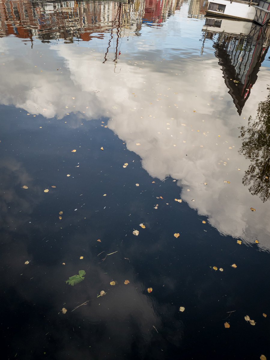 Reflection, Leiden canals #Netherlands #bestofnetherlands #holland #Leiden #canals #rivers #cafe #water #blue #sky #weather #clouds #stadvanontdekkingen #gemeenteleiden #visitleiden #harbor #ships #city #leaves #blue #rapenburg