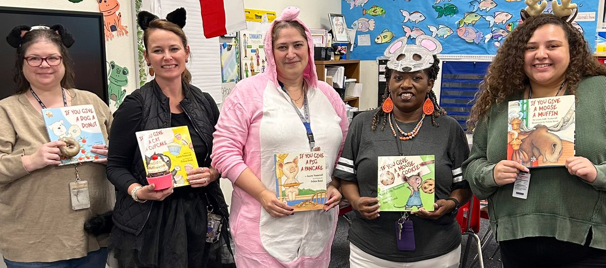 Happy Storybook Character Day!  📖 
🧡 Caldwell’s Special Populations Team
#WeAreMcKinney
#EveryStudentEveryDay
#CaldwellCatsPride
#WeAreCaldwell
#YouBelongInMISD
#MyMISD
#SomosCaldwell
#TupertenecesenMISD