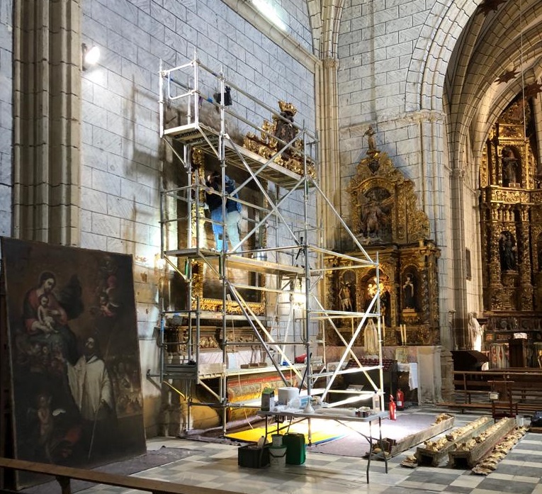 Salen a la luz pinturas de pan de oro del siglo XV en el retablo de la iglesia de Santiago de Llerena. 

Consideradas únicas en su factura y trazo, se han descubierto durante la restauración del retablo de San Juan Nepomuceno Mártir.

📲 <a href="/cultura_EXT/">Cultura, Turismo, Jóvenes y Deportes</a>

👉 juntaex.es/w/salen-a-la-l…