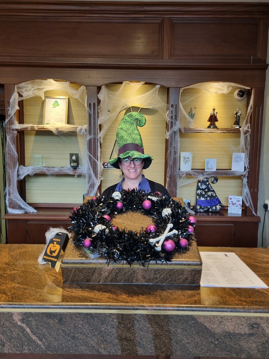 We wish you a Happy Halloween 🎃

Have a pleasantly frightful day and a fun night this Halloween. We hope your day is full of good times and mouth-watering treats, and you get to have a blast with all your loved ones!
#treacyswestcounty #HappyHalloween2023