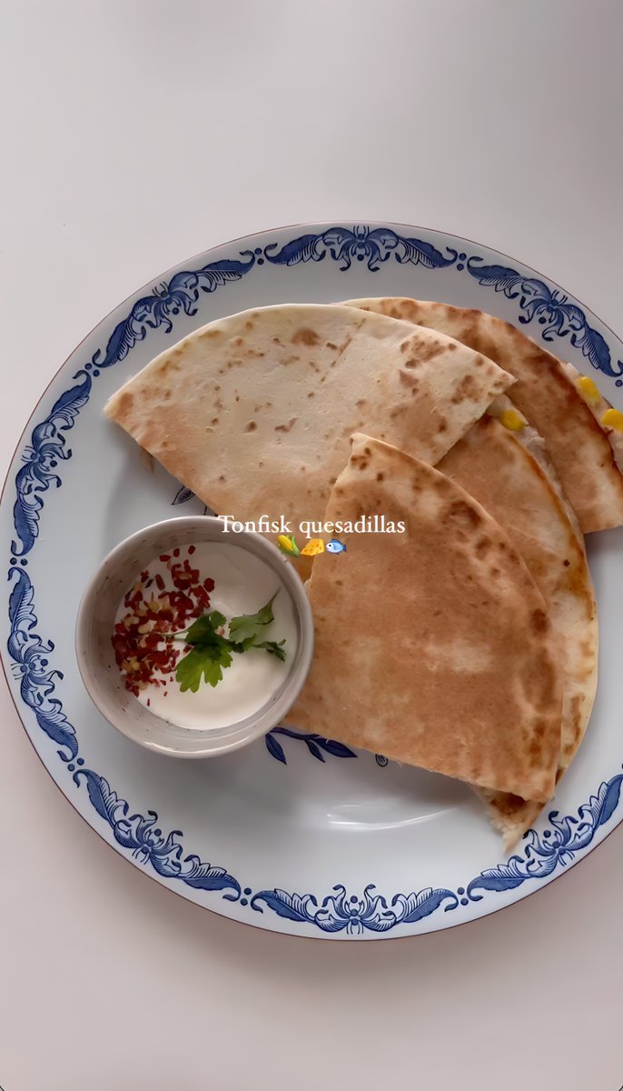 StepAlong.Com tweet media