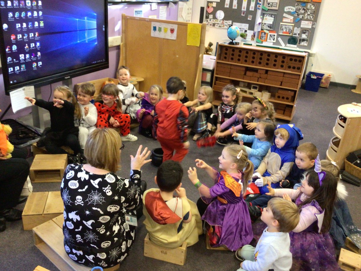 WoodlandsPrim1's tweet photo. Itβs has been a very spooky day at nursery today!
From creating funny, spooky food for snacks, party games, songs and rhymes to a visit from @Bookbug_SBT
It has definitely been a fun day.
Happy Halloween everyone ππ»π§π¦#earlyyears #bookbug #carnoustielibrary #literacy https://t.co/fGwBPzvkFW