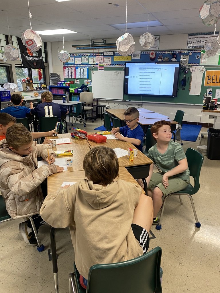BaySchoolsOH's tweet image. Westerly&apos;s fourth-grade &quot;Team Awesome&quot; had their Chocula Count activity last Friday, estimating. counting and graphing pieces of Count Chocula Halloween cereal. Spooktacular! #HalloweenMath #MathIsFun #MathIsNotScary